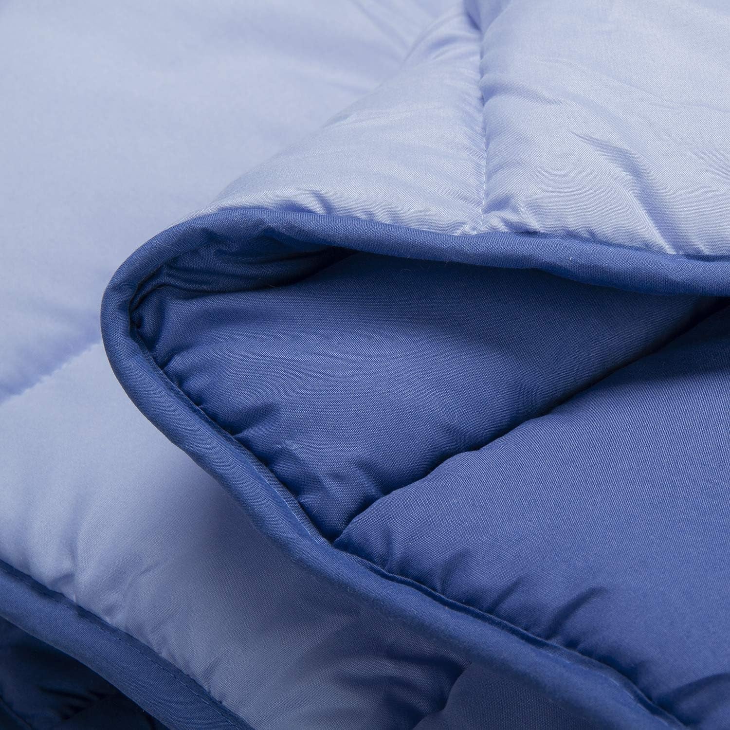 Pikolin Home - Wendedecke 300 G - Zweifarbige nordische Füllung - Für Bett 135 - bequem, warm, atmungsaktiv, Malve, 220 x 220 cm Steppdecken und Steppdecken Naty Shop