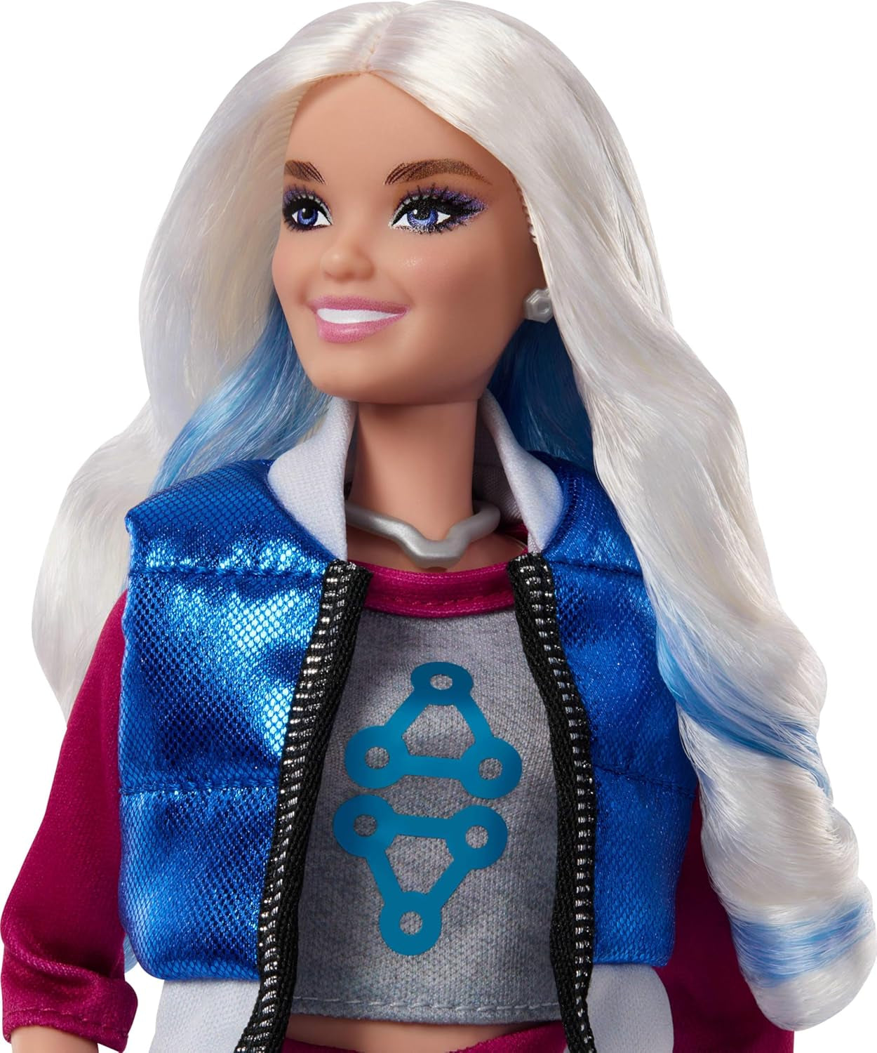Mattel Disney Zombies 4: Dawn of the Vampires Addison Wells Modepuppe mit abnehmbarem Outfit und 6 vom Film inspirierten Accessoires, JFG32