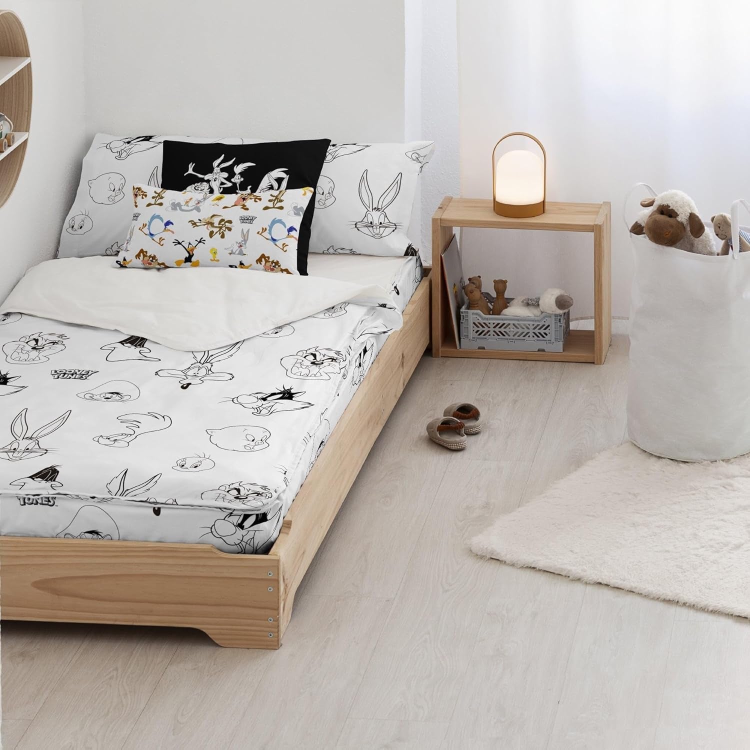 Noch nicht erhältlich Steppdecke 100 % Baumwolle, Tom Jerry Vichy-Muster, für 90 cm breite Betten (90 x 200 cm) Bettdecken und Steppdecken Naty Shop Looney Bw Complete