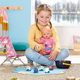 BABY born 832790 Weekend Fishing – Angelpuppen-Zubehörset mit lebendig bedruckter Liege, Beistelltisch, Glas, Korb, Entenküken und Angelrute sowie rosa langem Hemd, Pink