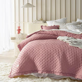 Molly Elegante Tagesdecke in Puderrosa 170 x 210 cm Tagesdecke vielseitig einsetzbar als Tagesdecke oder Sofa Überwurfdecke für Bett und Sofa Deckenstil Ideal als Tagesdecke Betten und Decken Besuchen Sie den ROOM99-Store Pink 220X240