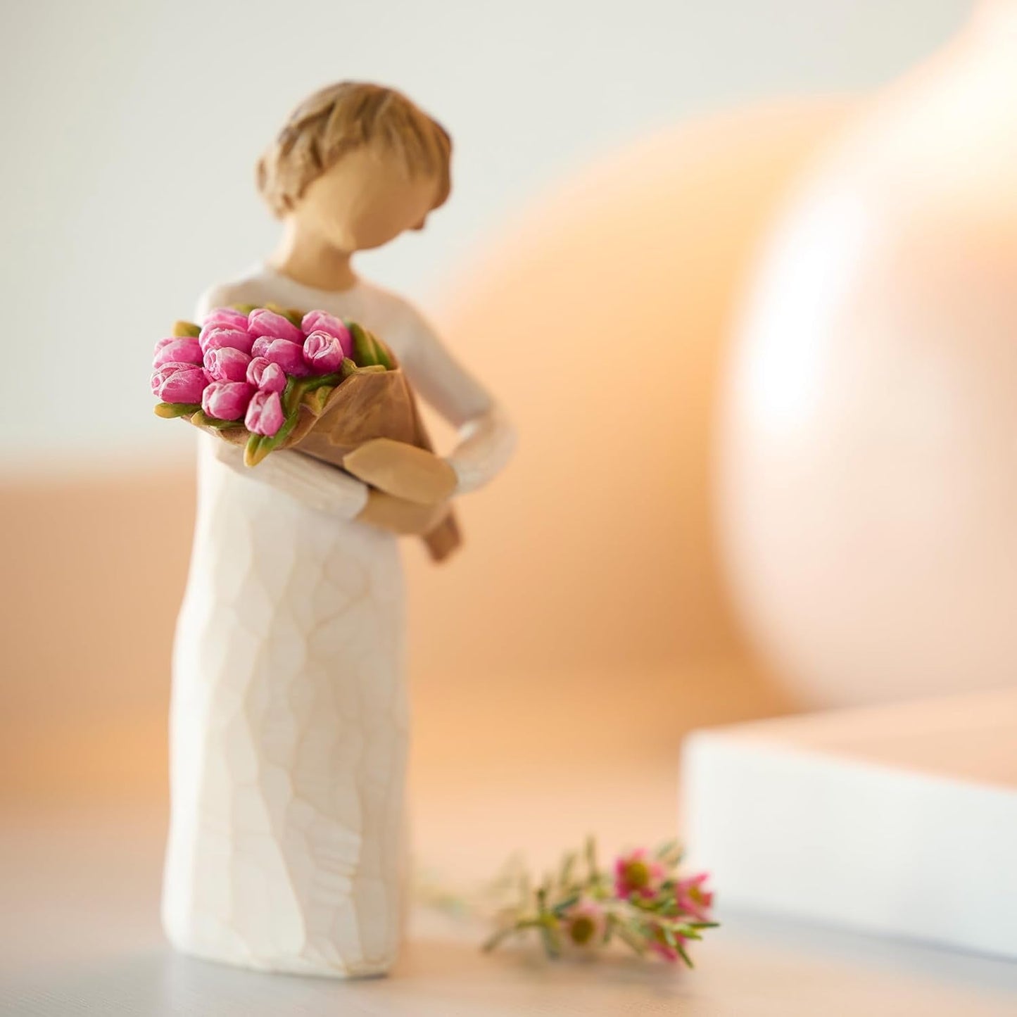 Figur mit strahlender Hoffnung Statuetten und Skulpturen Naty Shop