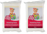 FunCakes Modellierpaste Weiß: Perfekt zum Modellieren von Figuren, Tortenböden und Rüschen. Stark, glatt und geschmeidig. Halal, koscher und glutenfrei. 250 g. (2er-Packung) Naty Shop Weiße Zuckerpaste 250 Gramm (2er-Packung)