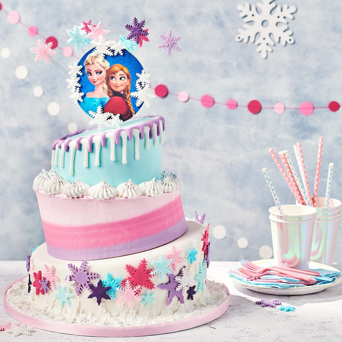 FunCakes Rollfondant Bright White: Einfach zu verwenden, glatt, flexibel, weich und biegsam, perfekt zum Dekorieren von Kuchen, Halal, koscher und glutenfrei. 5 kg (2 bis 2,5 kg) Naty Shop Zuckerpaste