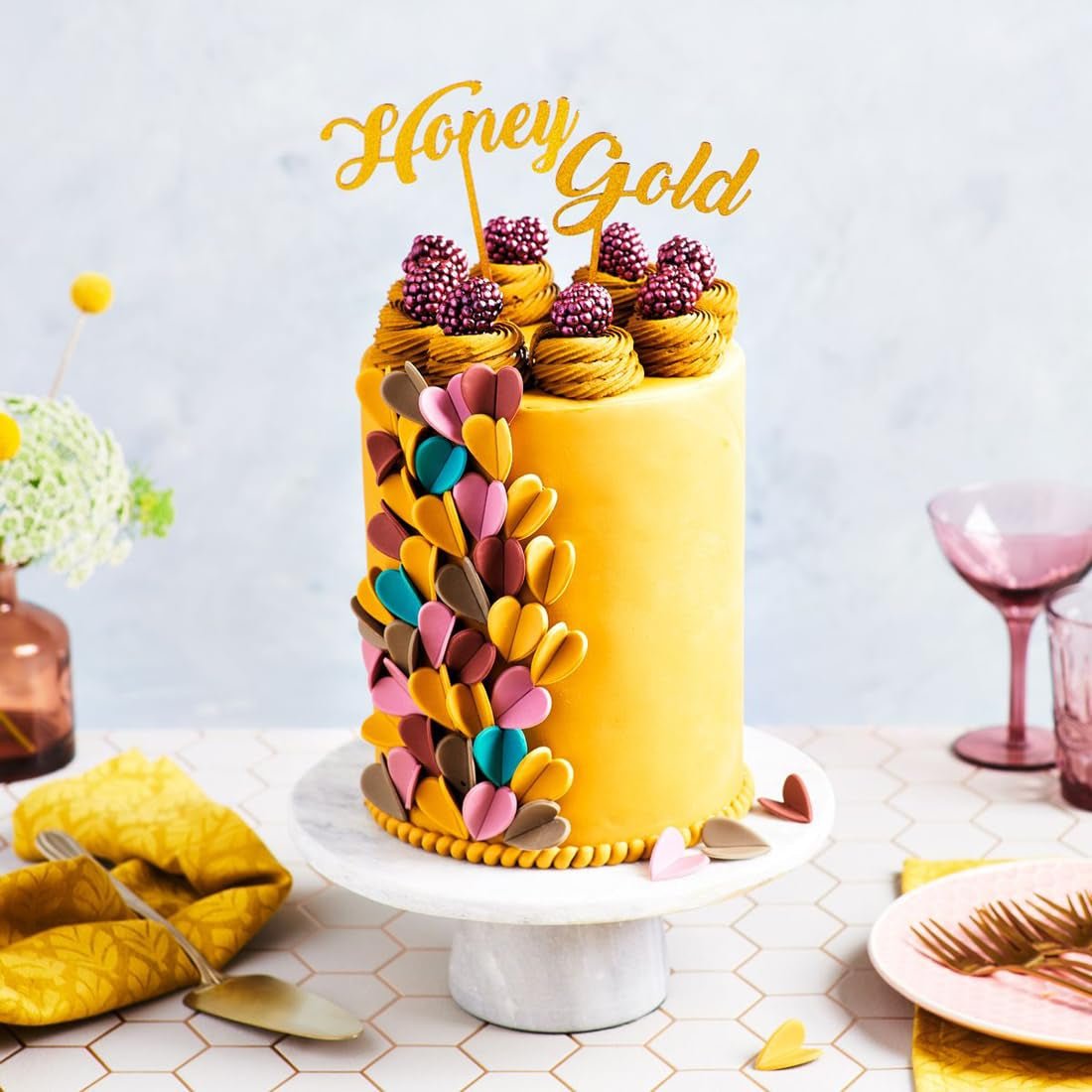FunCakes Red Earth-Fondantrolle, einfach zu verwenden, glatt, flexibel, weich und flexibel, perfekt zum Dekorieren von Kuchen, halal, koscher und glutenfrei, 250-g-Packung. 1 Naty Shop Zuckerpaste