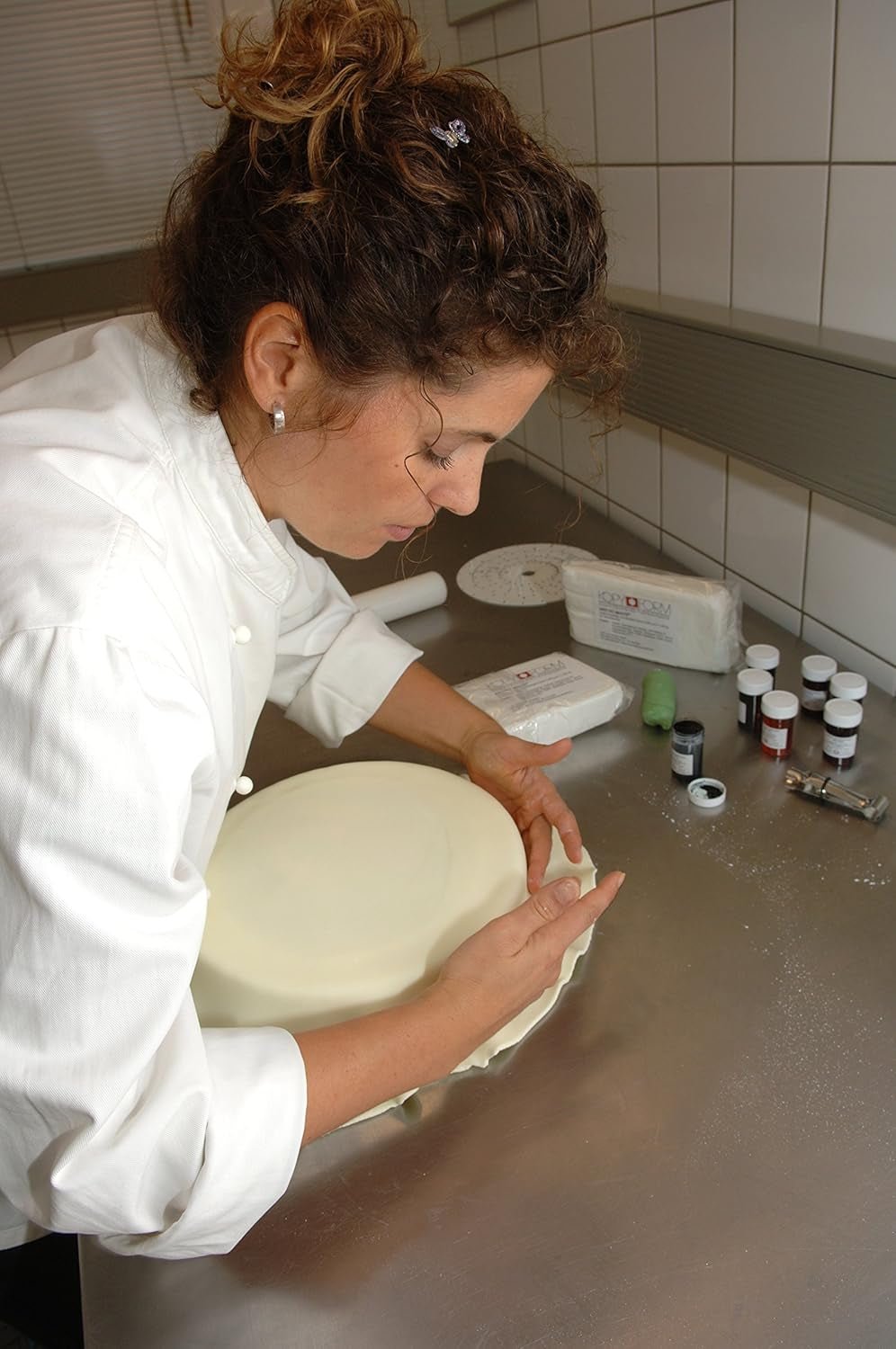 KOPYFORM Rollfondant Arctic White® 1kg, weiße Zuckerpaste Naty Shop
