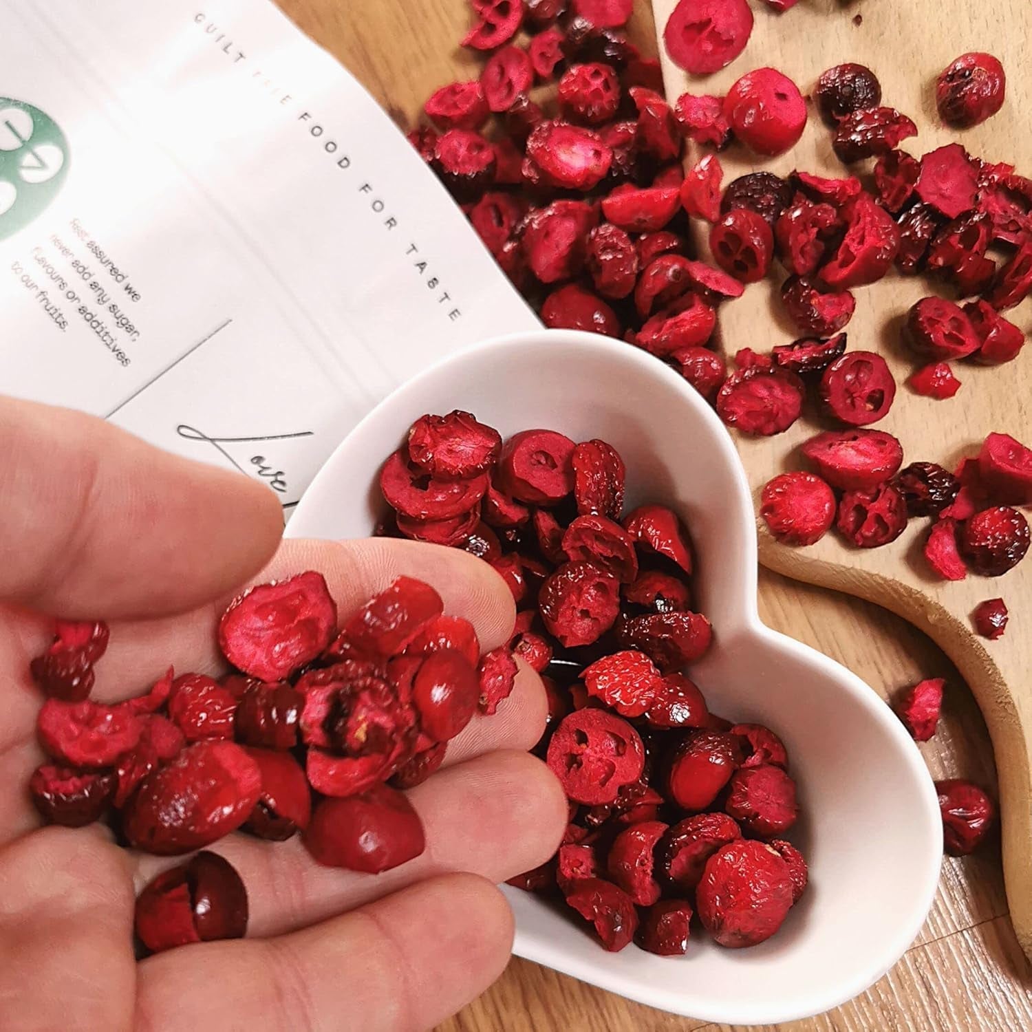 Gefriergetrocknete Cranberries ohne Zucker | XL 250g Gefriergetrocknete natürliche ungesüßte Cranberries | Gefriergetrocknete natürliche Wildfrüchte | Gefriergetrocknete Cranberries | ZingyZoo Dehydrierte Produkte Naty Shop
