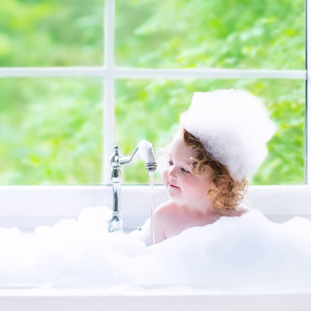 PAEDIPROTECT 2in1 Shampoo und Waschlotion für Babys und Kinder 200 ml, sanfte Reinigung und Haare ohne Parfüm und Mikroplastik, das Duschgel spendet trockener und empfindlicher Haut Feuchtigkeit, auch für Erwachsene Kinder - Bade- und Hautpflege Naty Shop
