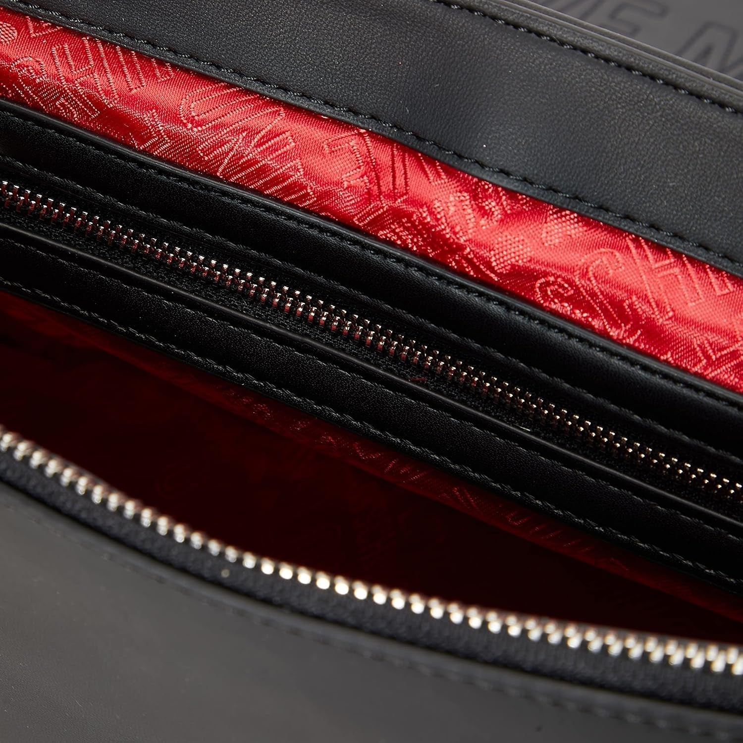 Love Moschino Damen Umhängetasche Pre-Collection Herbst-Winter 2021 Schwarz Taschen Damen Naty Shop