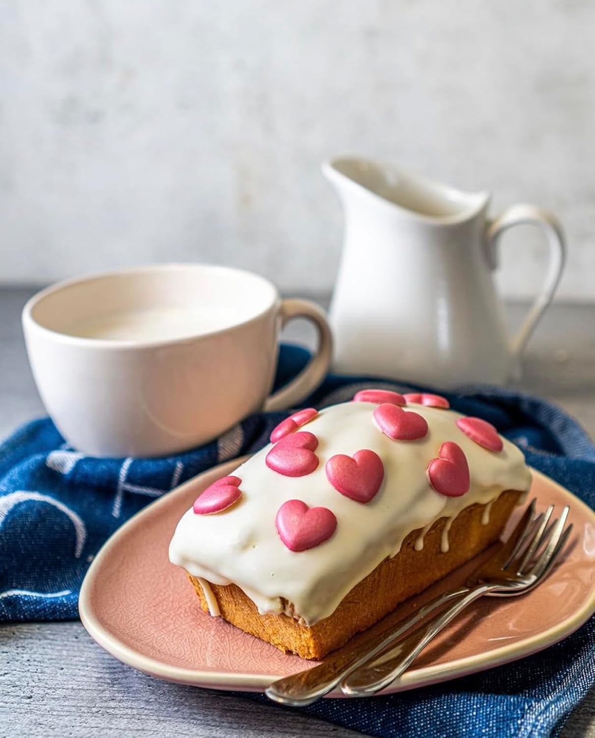 RUF Cake Glaze Bourbon Vanilla, 100g im Beutel, mikrowellengeeignet, zum Glasieren und Dekorieren von Keksen, Muffins und Kuchen, glutenfrei (4er-Pack) Naty Shop Zuckerpaste