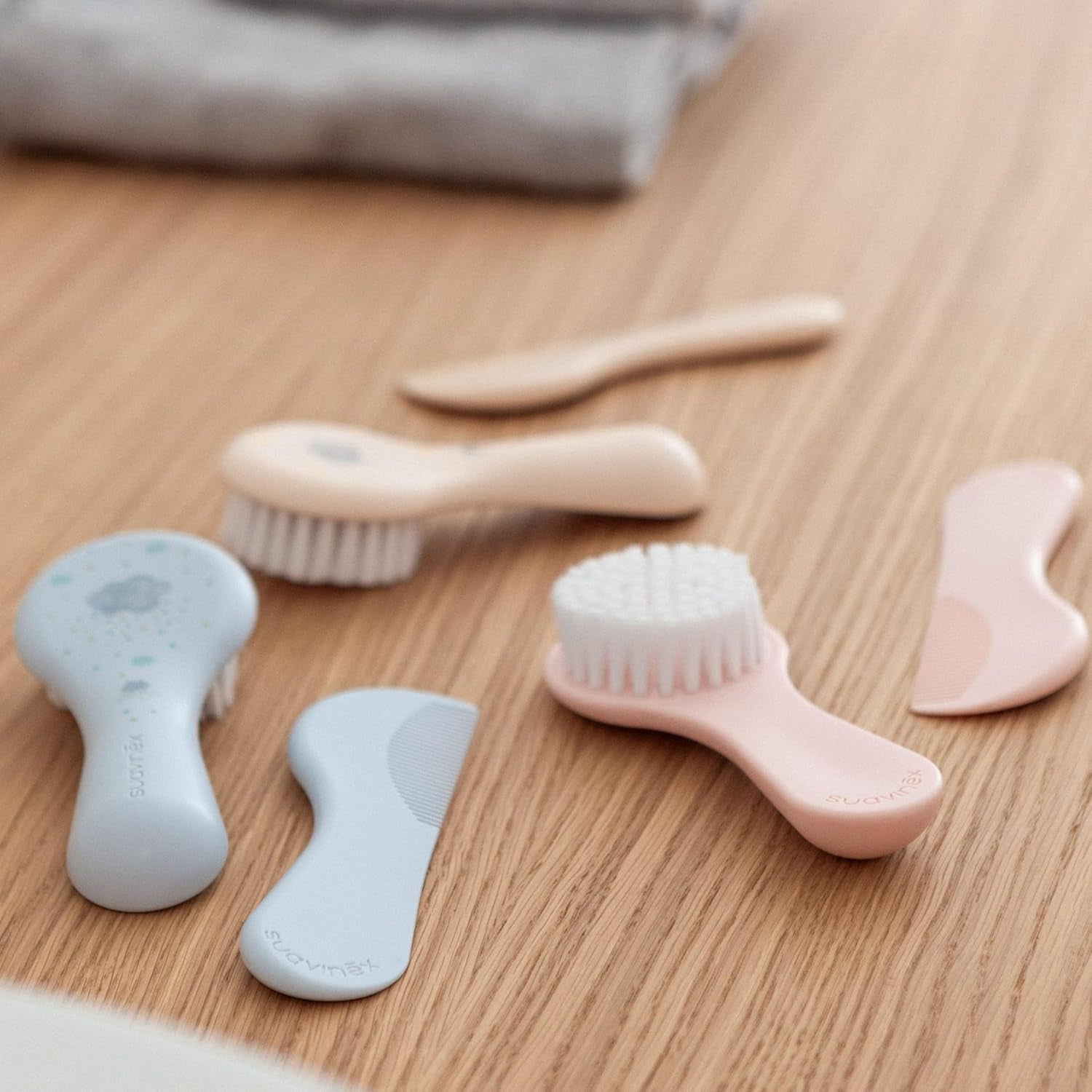 Suavinex 3162384 Kamm mit Bürste, blau Kinder - Bad und Hautpflege Naty Shop