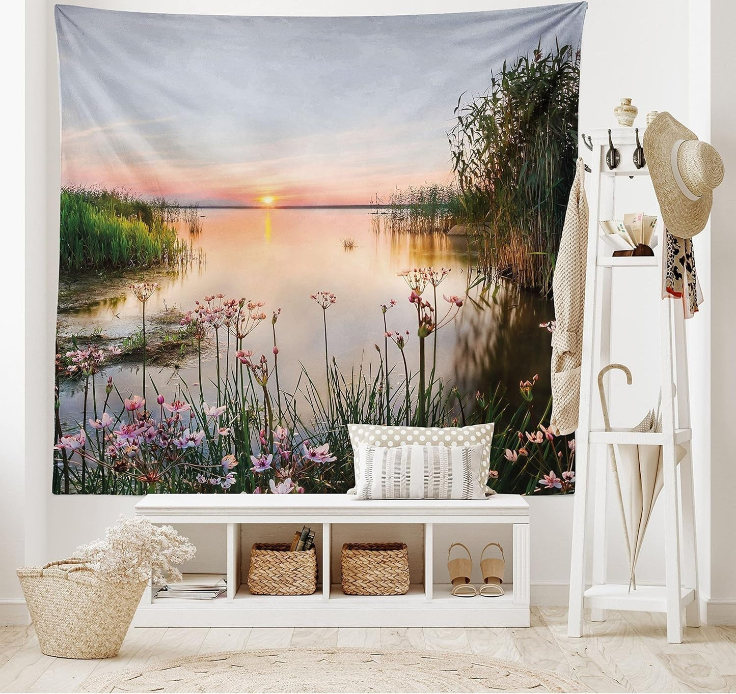 Wandteppich Abakuhaus Fernweh Tierkarte der Welt Zeichnungen Zuhause – Accessoires und Dekorationen Naty Shop Rosa und Blau 230 L x 140 B cm