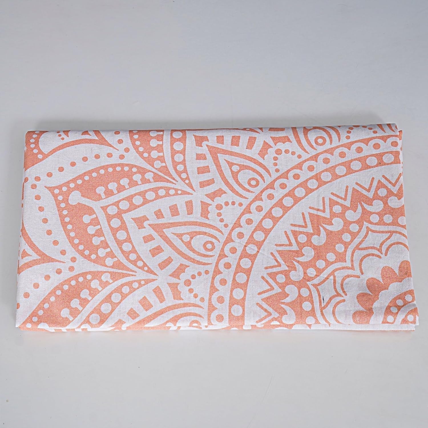 Einrichtungsvoller, rosafarbener Mandala-Wandteppich von Finesse. Startseite – Accessoires und Dekorationen Naty Shop