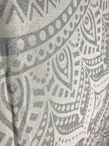 Indischer Wandteppich Mandala Silber Weiß Raumästhetische Leinwand Startseite – Accessoires und Dekorationen Naty Shop